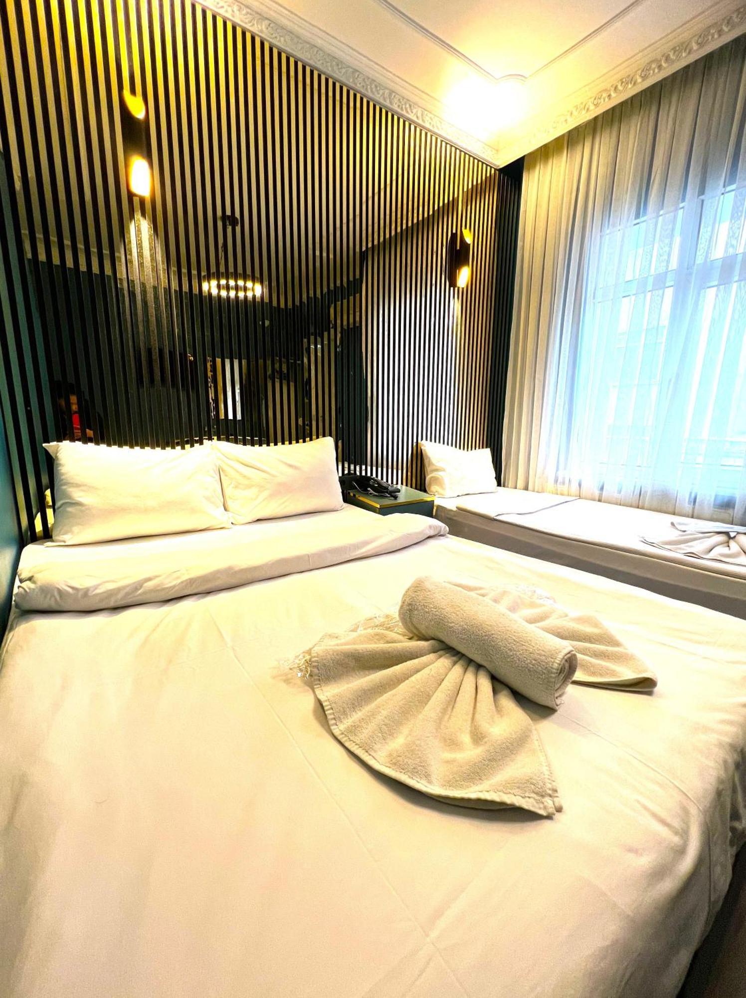 Boutique Kaya Royal Hotel Provincia di Istanbul Esterno foto